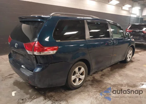 2012 Toyota Sienna Le V6 8 Passenger from USA, damaged, VIN 5TDKK3DC4CS237116